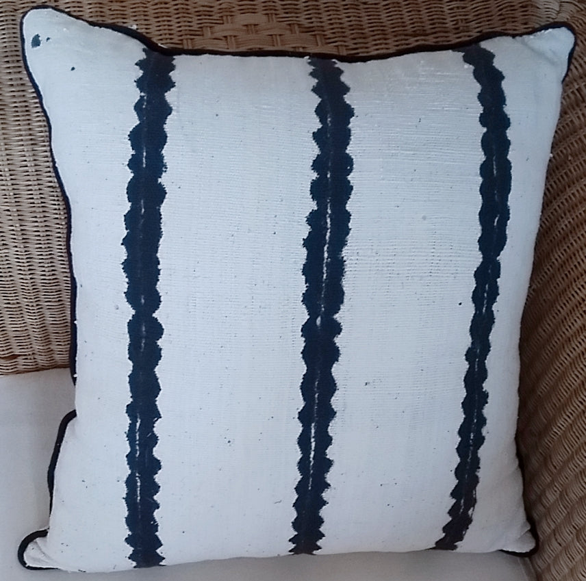 Mud cloth Cushion (Mali)